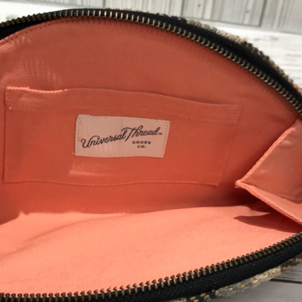 Universal Thread Multicolor Striped Wristlet - image 6